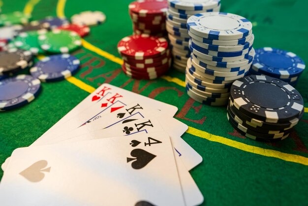 bungatoto live-dealer blackjack table interface with multi-camera feed